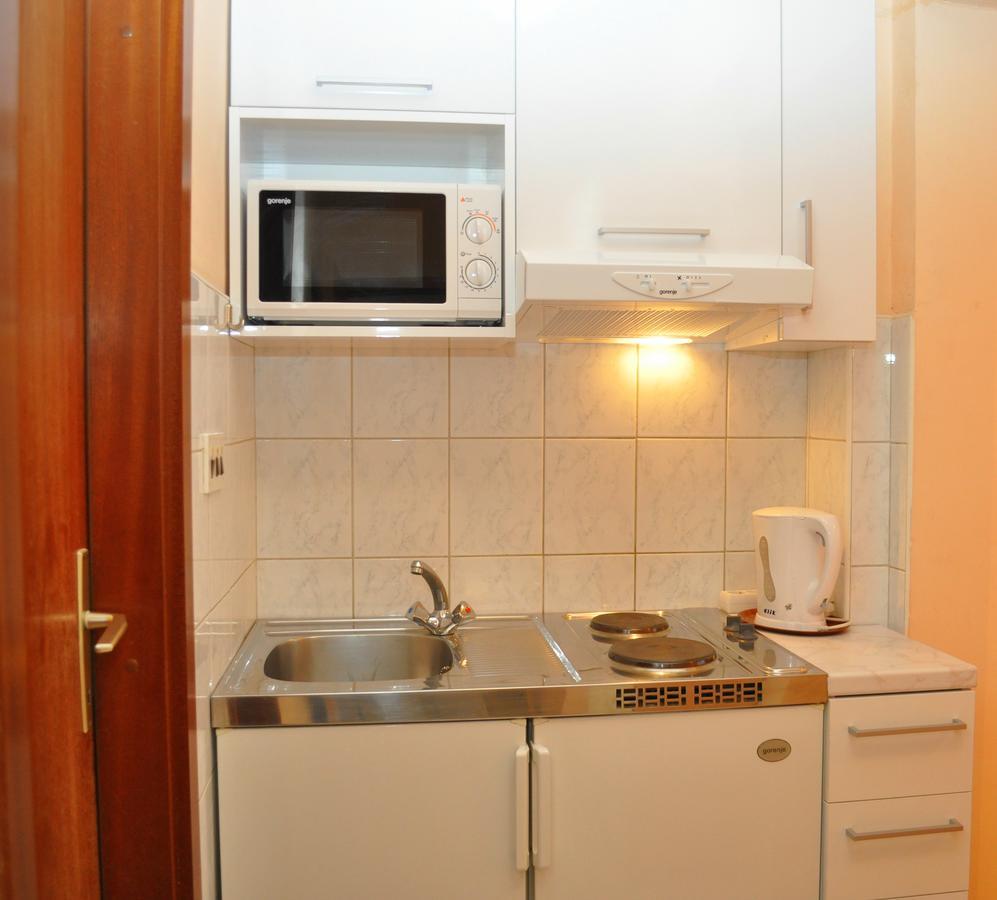 Apartments Ljubica マカルスカ エクステリア 写真