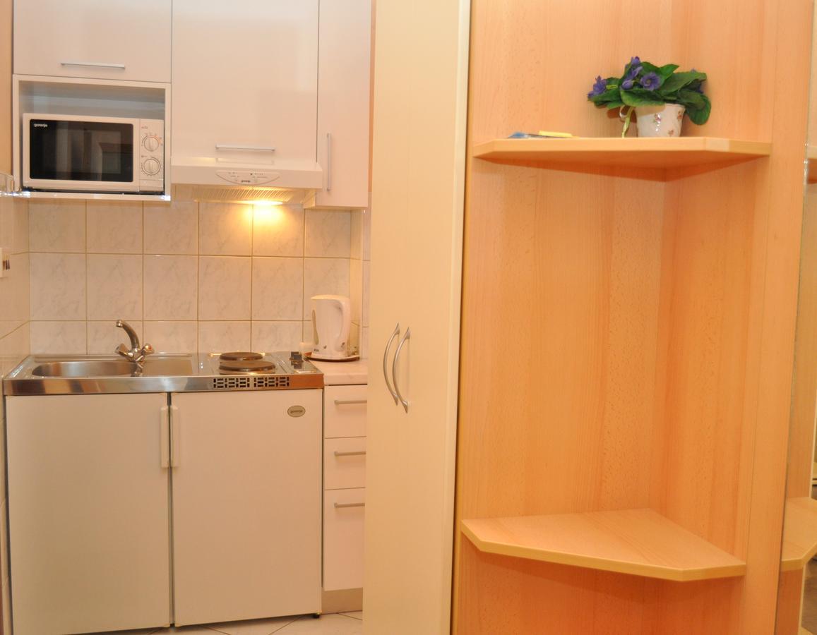 Apartments Ljubica マカルスカ エクステリア 写真