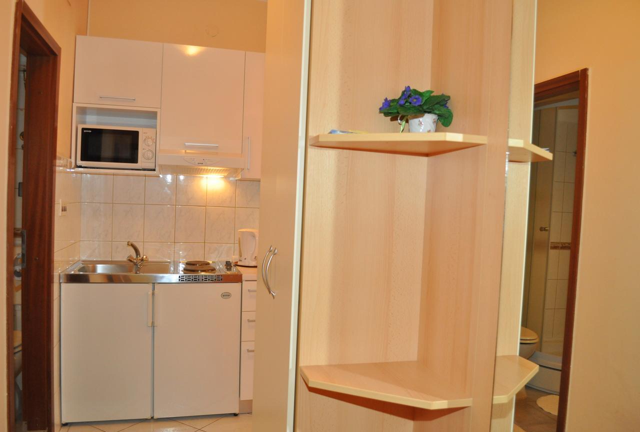 Apartments Ljubica マカルスカ エクステリア 写真