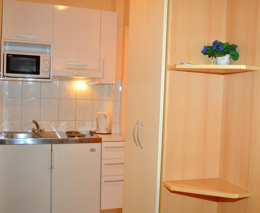 Apartments Ljubica マカルスカ エクステリア 写真