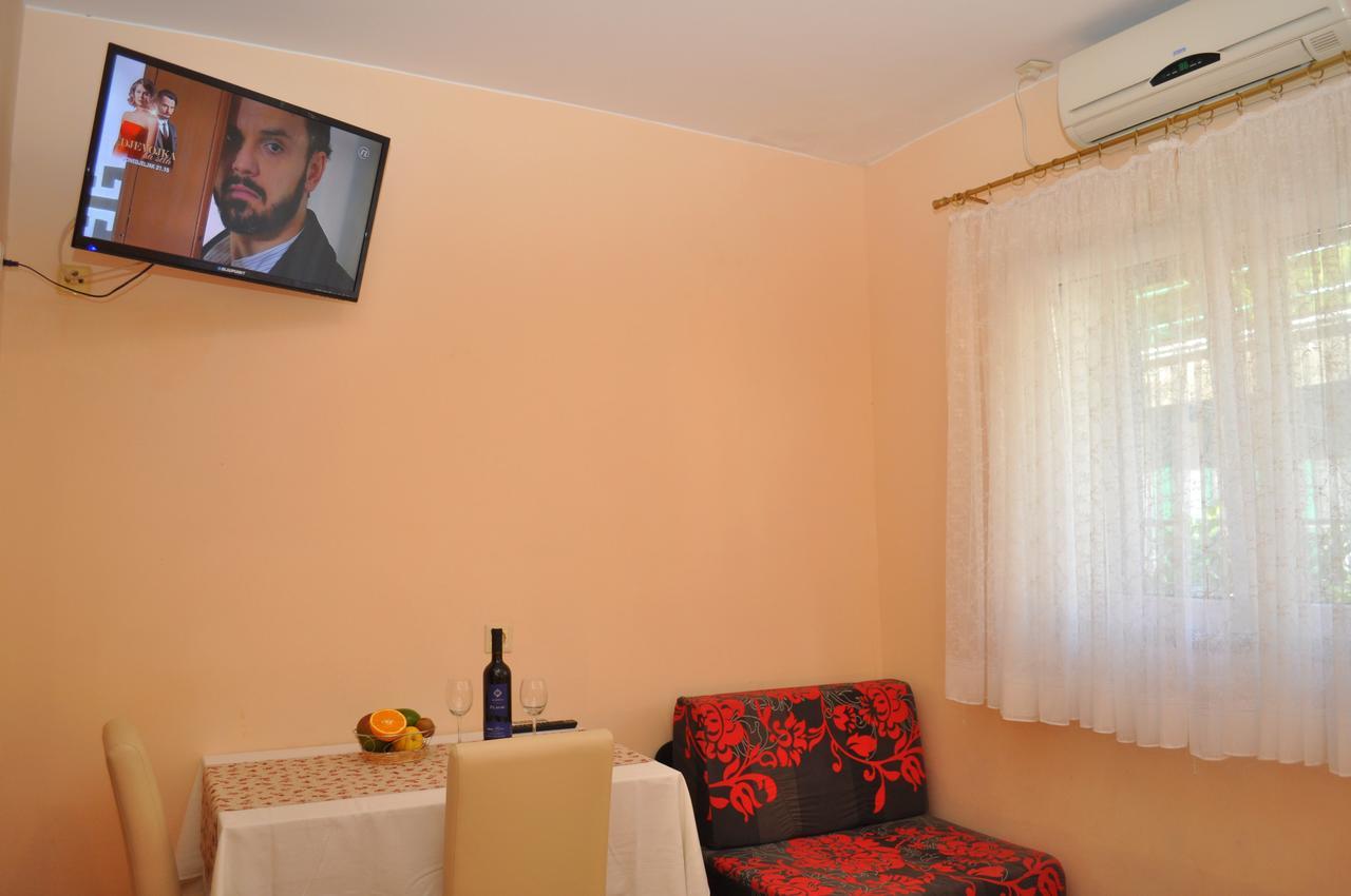 Apartments Ljubica マカルスカ エクステリア 写真